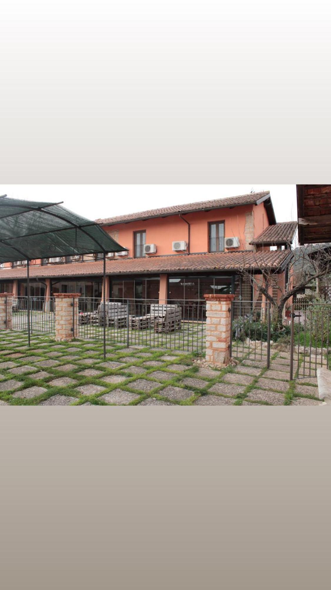 La Fattoria Di Carlotta Villa Maenza Kültér fotó
